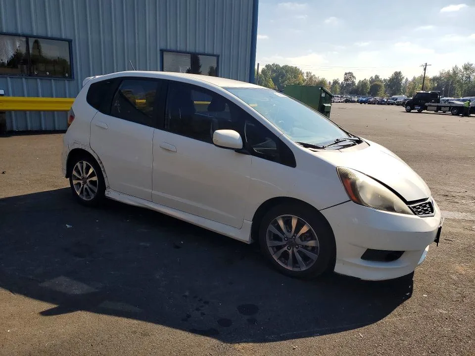 JHMGE8H5XDC010875 — 2013 HONDA FIT photo 4