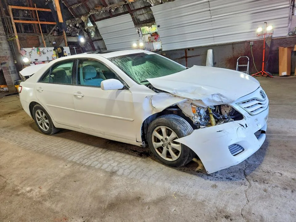 4T4BF3EK4BR177988 — 2011 TOYOTA CAMRY photo 4