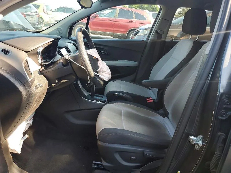 3GNCJLSB8HL284218 — 2017 CHEVROLET TRAX photo 7
