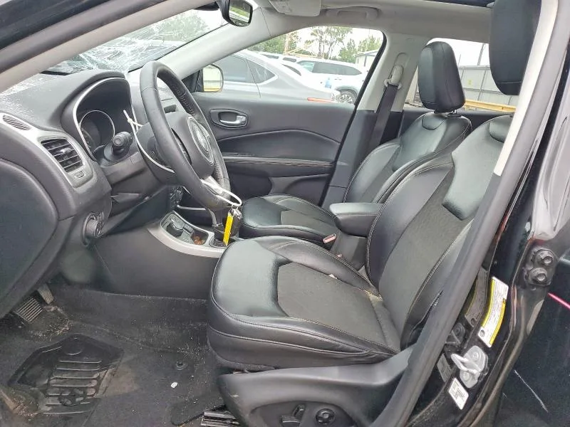 3C4NJDBB3JT115849 — 2018 JEEP COMPASS photo 7