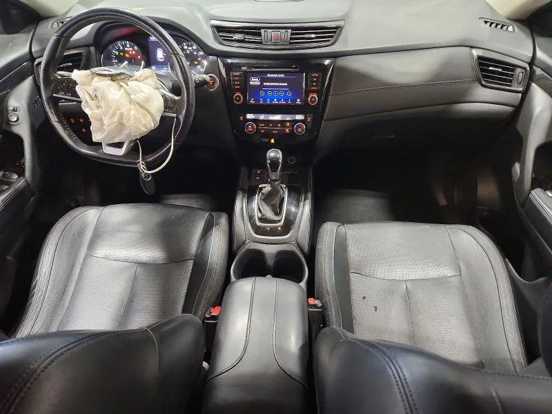 JN8AT2MVXJW329305 — 2018 NISSAN ROGUE photo 8