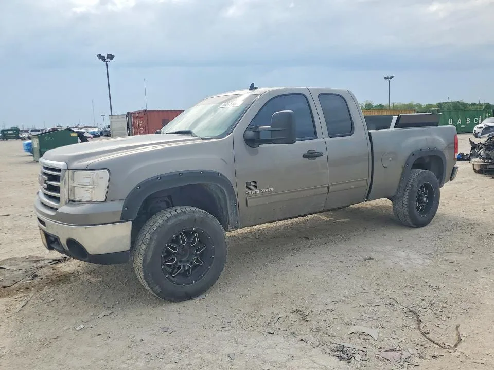 1GTR2VE77CZ330044 — 2012 GMC SIERRA