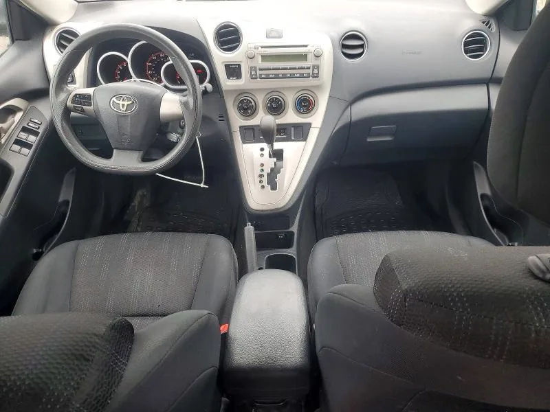 2T1KU4EE5BC724168 — 2011 TOYOTA MATRIX photo 8