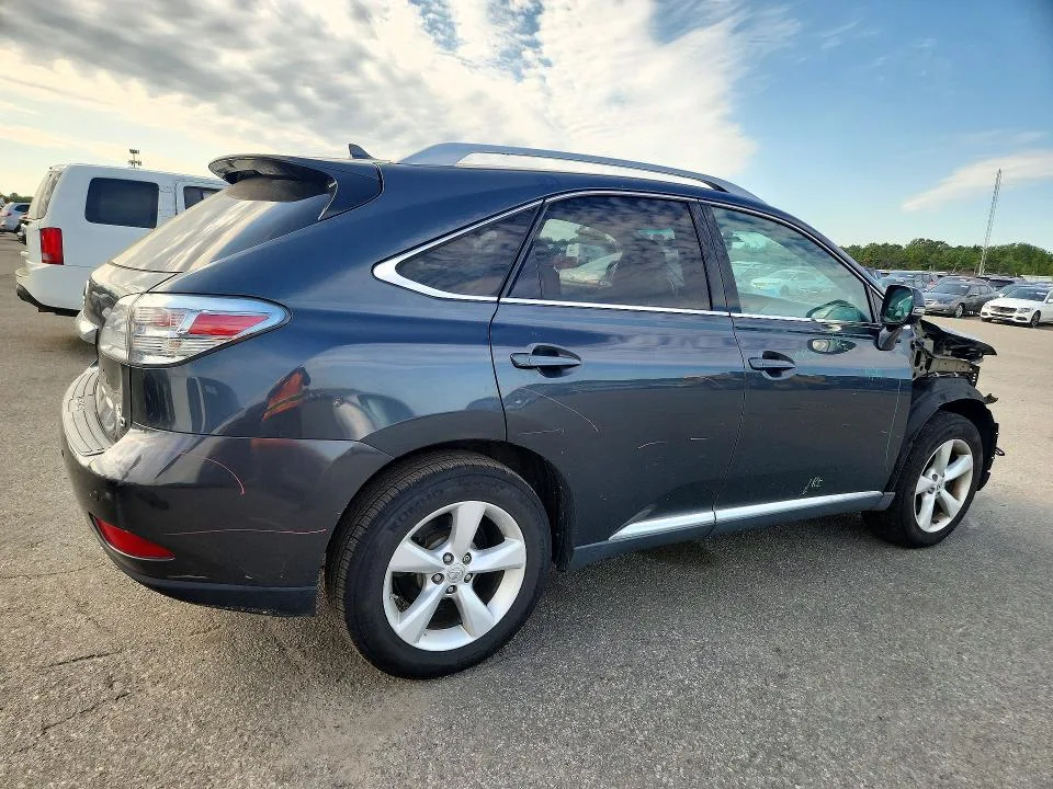 2T2BK1BA8BC114086 — 2011 LEXUS RX photo 3