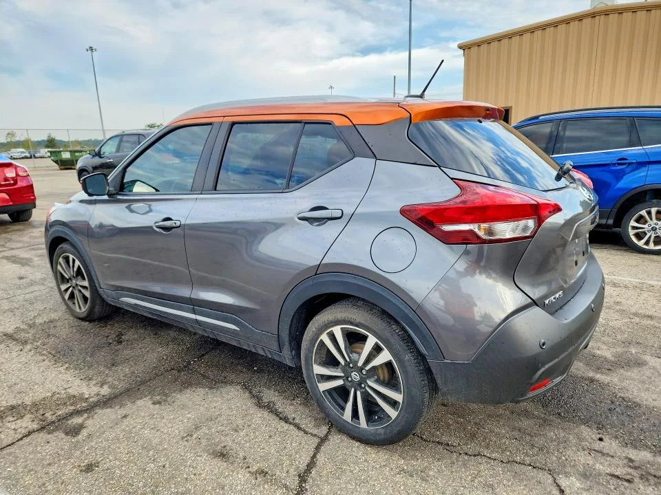 3N1CP5DV9LL484725 — 2020 NISSAN KICKS photo 2