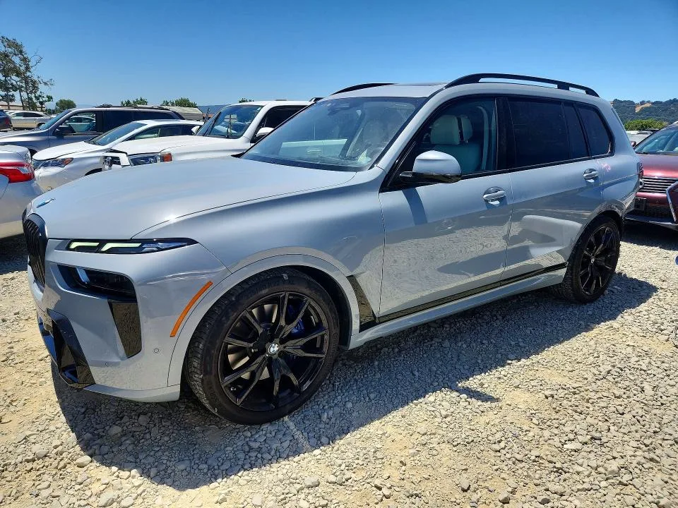 5UX23EM07R9V41805 — 2024 BMW X7