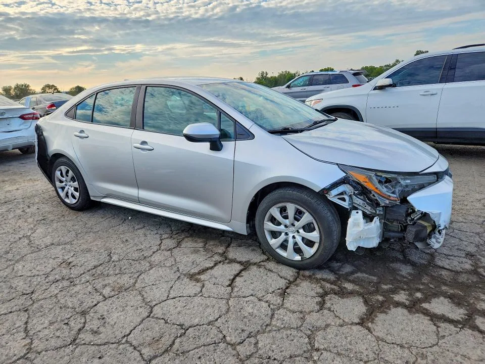 5YFEPRAE4LP061376 — 2020 TOYOTA COROLLA photo 4