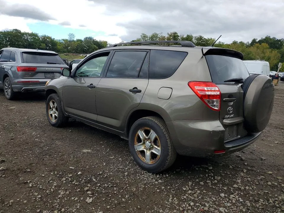 JTMBK4DV5C5110209 — 2012 TOYOTA RAV4 photo 2