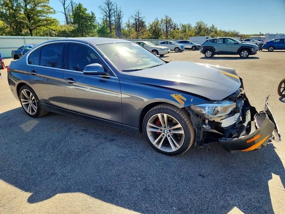 WBA8B9G55HNU49012 — 2017 BMW 330 photo 4