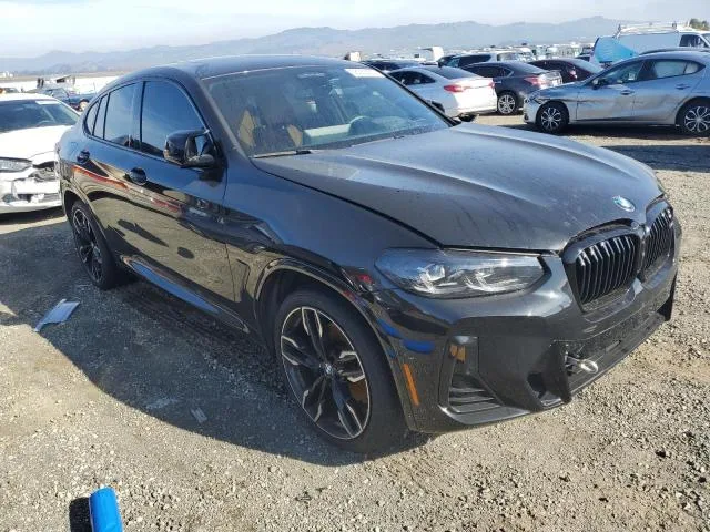 5UX43DT09N9J32428 — 2022 BMW X4 photo 4