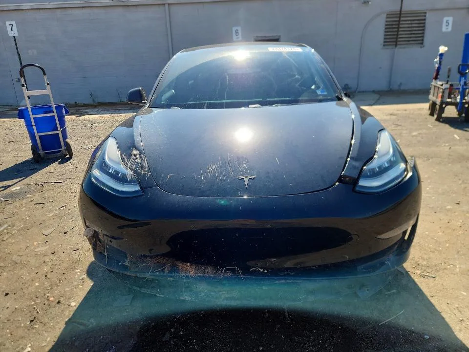 5YJ3E1EA9KF361818 — 2019 TESLA MODEL 3 photo 5