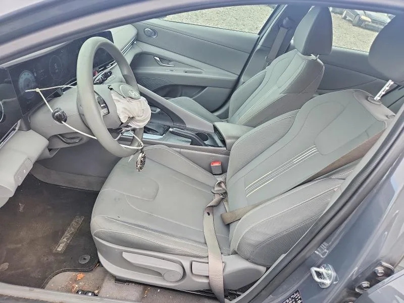 KMHLM4DG2RU748539 — 2024 HYUNDAI ELANTRA photo 7
