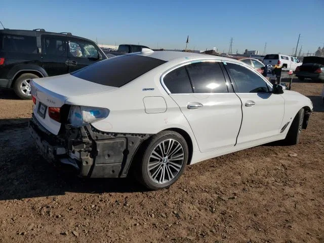 WBAJA9C58JB250523 — 2018 BMW 530e photo 3