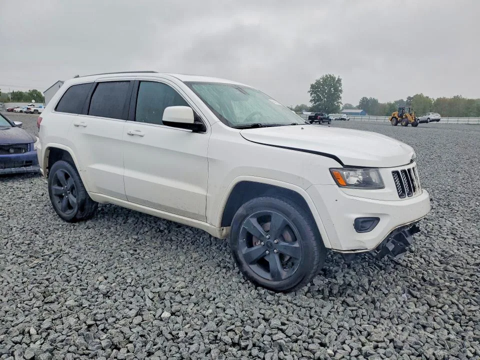 1C4RJFAG6FC875481 — 2015 JEEP GRAND CHEROKEE photo 4