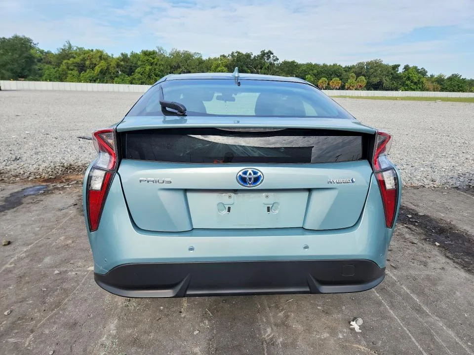JTDKARFU3J3060228 — 2018 TOYOTA PRIUS photo 6