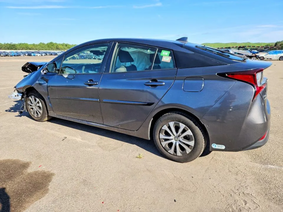 JTDL9RFUXK3004429 — 2019 TOYOTA PRIUS photo 2