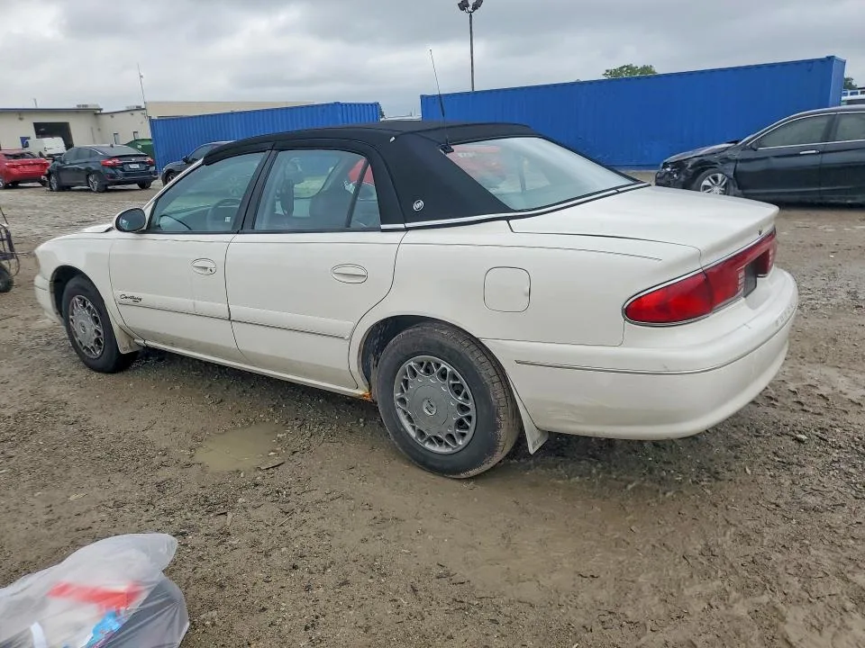 2G4WY55J211313568 — 2001 BUICK CENTURY photo 2
