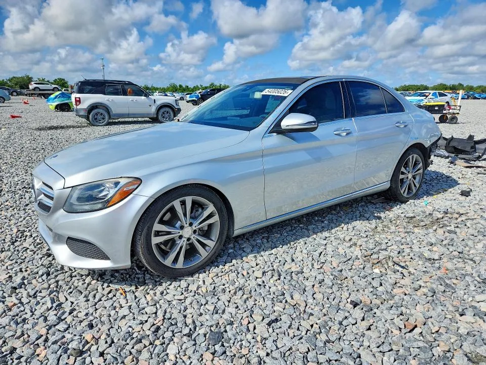 WDDWF4JB1HR280797 — 2017 MERCEDES-BENZ C
