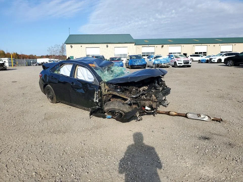 4T1BF1FK4FU110360 — 2015 TOYOTA CAMRY photo 4