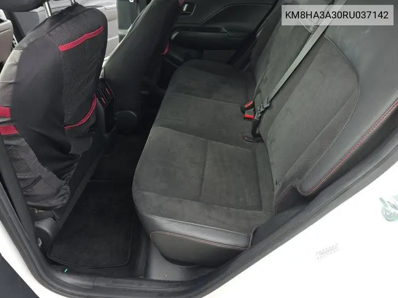 Photo 18 of vehicle VIN KM8HA3A30RU037142