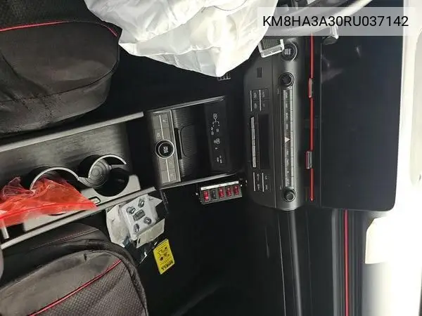 Photo 3 of vehicle VIN KM8HA3A30RU037142