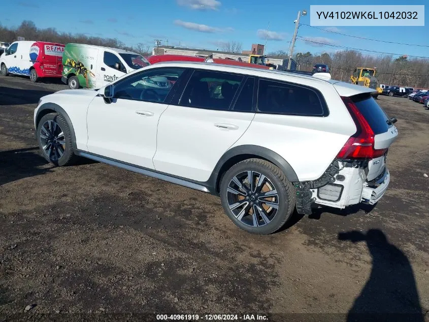 Photo 4 of vehicle VIN YV4102WK6L1042032